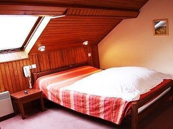 Les Chemins Francis - Modern Hotel Bagnols-les-Bains Εξωτερικό φωτογραφία