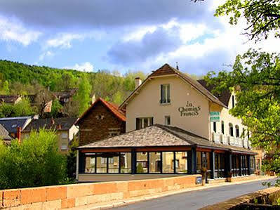 Les Chemins Francis - Modern Hotel Bagnols-les-Bains Εξωτερικό φωτογραφία